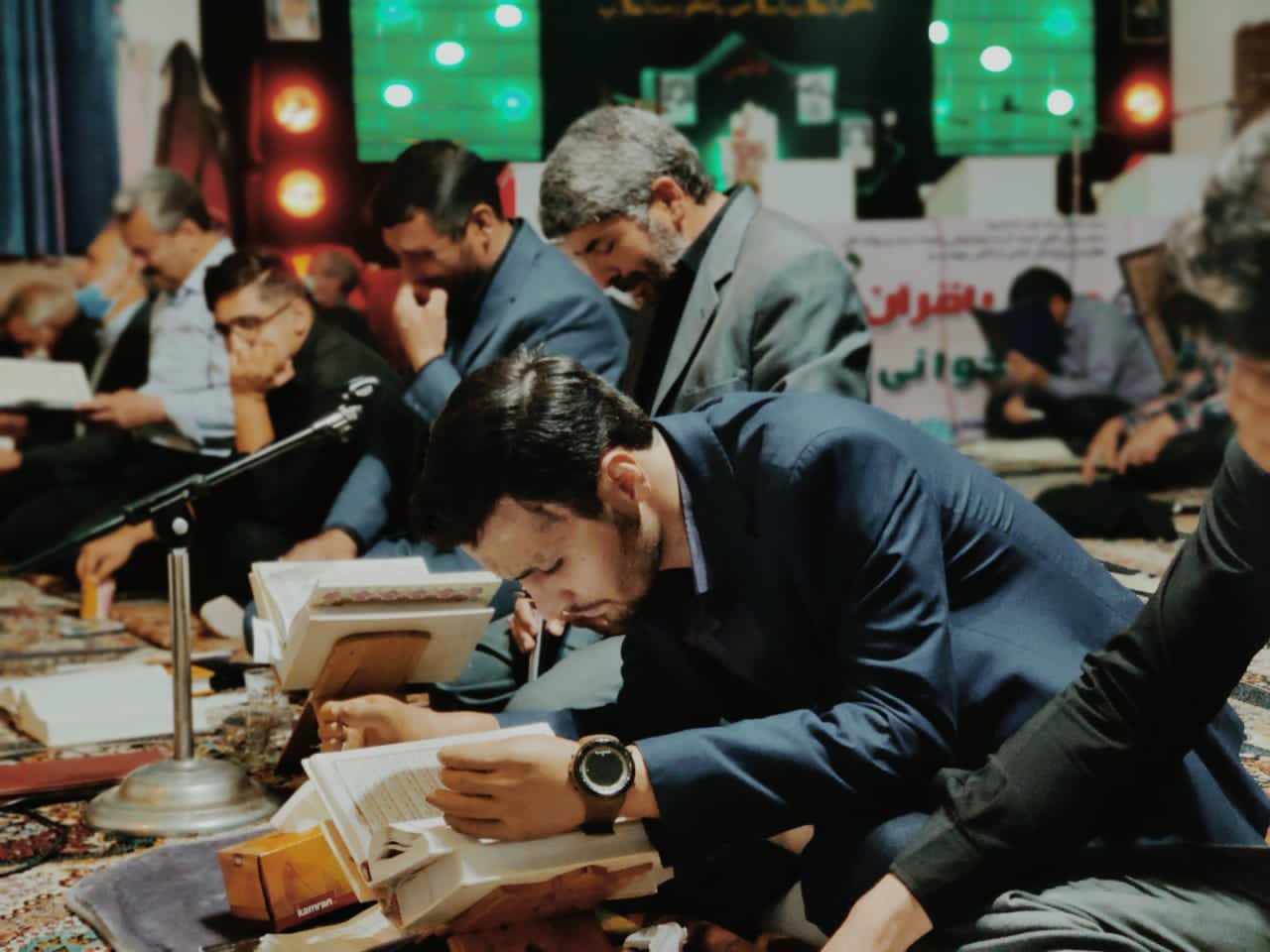 مراسم احیای شب قدر در نقده به روایت تصاویر