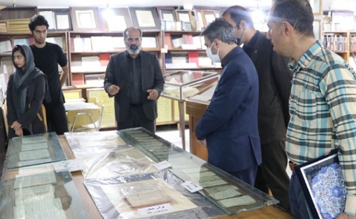 افتتاح نمایشگاه قرآن&zwnj;های خطی و نفیس در موزه پبده فولادشهر