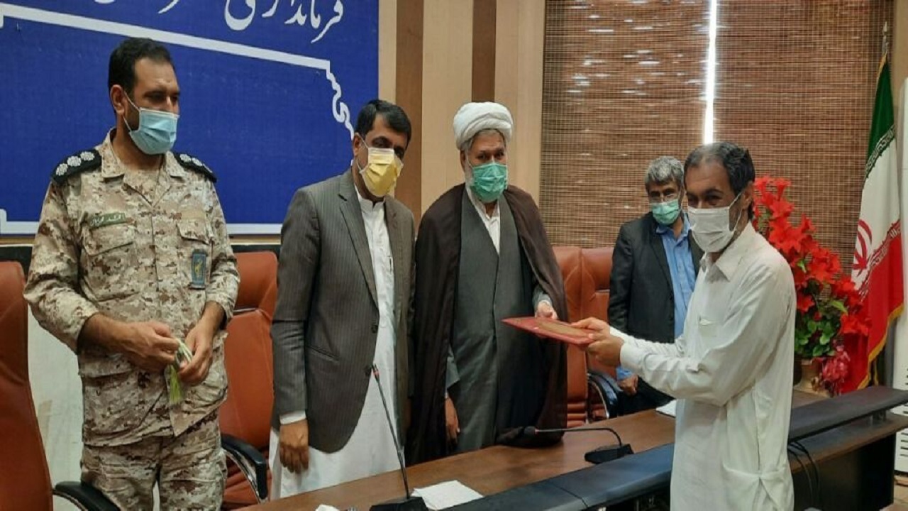 ساده انگاری کرونا برای جامعه و دولت هزینه به بار می‌آورد