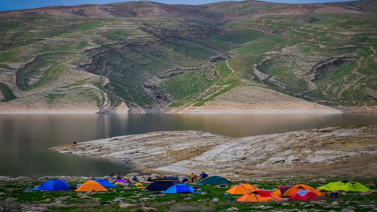 نمایی از طبیعت بهاری دریاچه سد سیمره + تصاویر