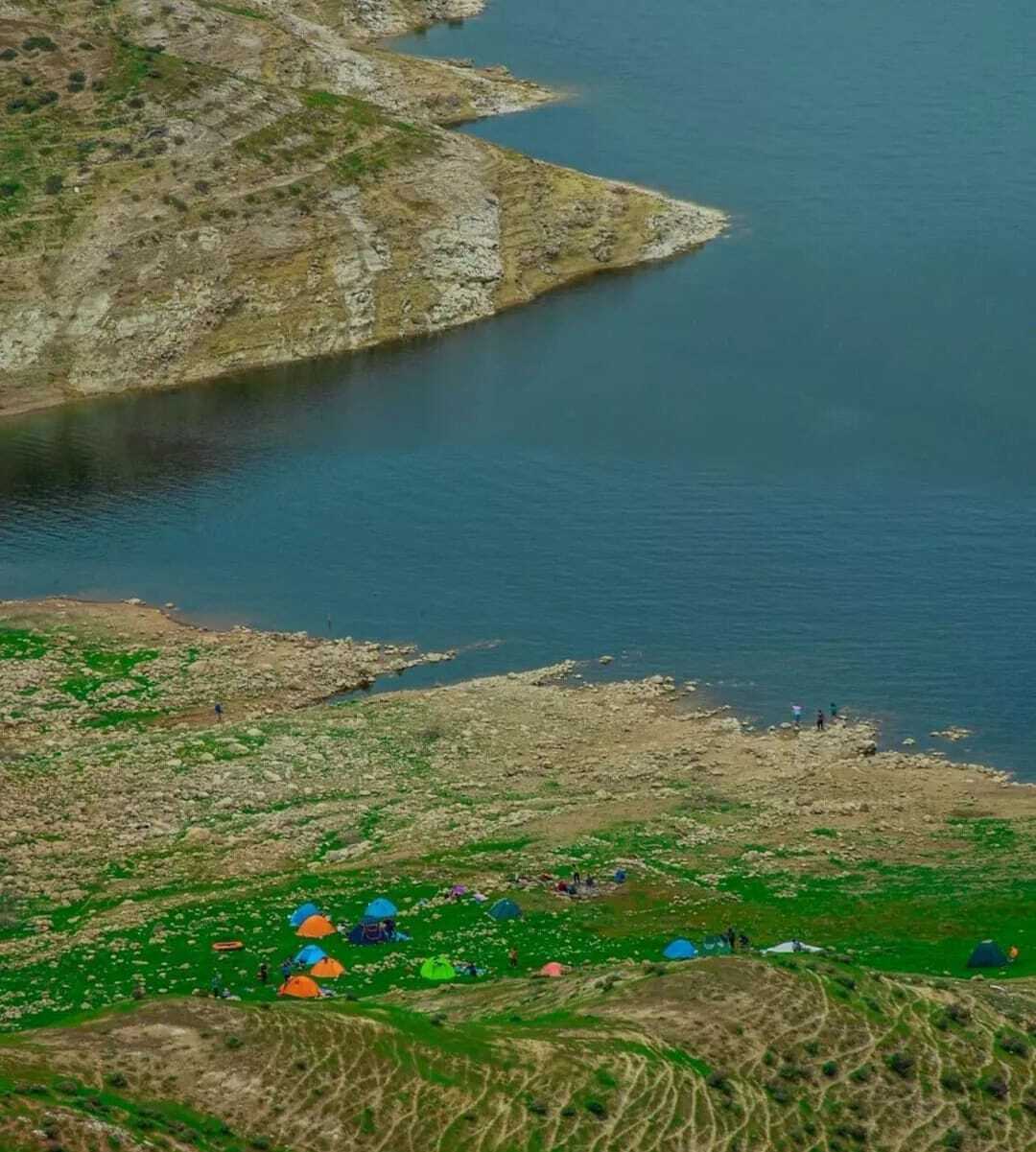 نمایی از طبیعت بهاری دریاچه سد سیمره + تصاویر