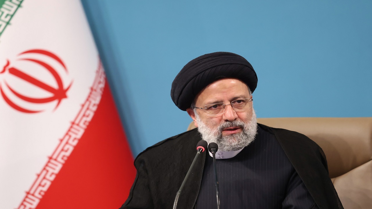 دولت از انتقادات استقبال می‌کند و انتظار دارد منتقدان راهکار ارائه دهند