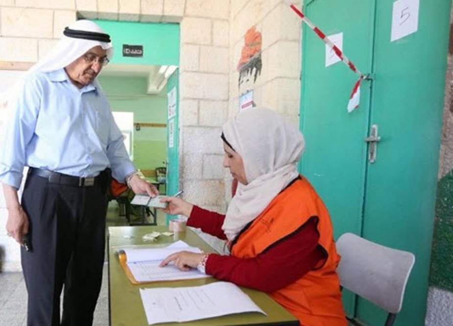 فلسطین به وقت محلی با دموکراسی ایرانی