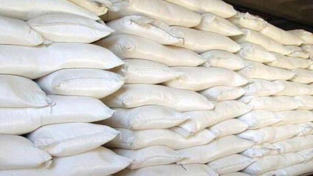 کشف بیش از ۴ تن آرد یارانه‌ای توزیع خارج از شبکه در نی‌ریز