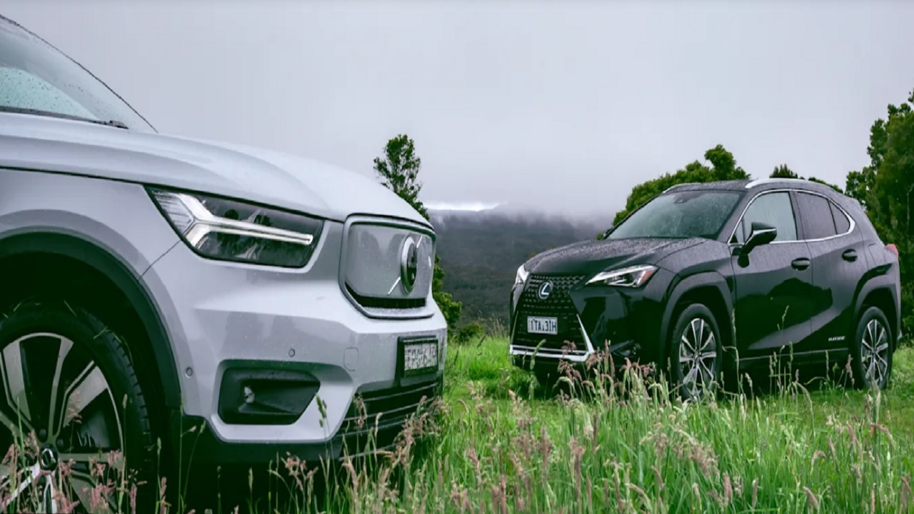 بررسی مشخصات ولوو XC40 الکتریک و لکسوس UX300e + فیلم