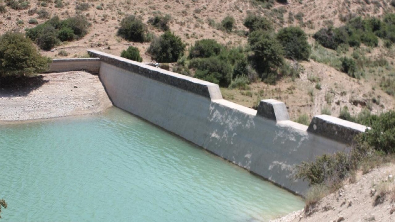 ۲ طرح آبخیزداری شاهرود به حجم حدود یک هزار مترمکعب اجرا شد