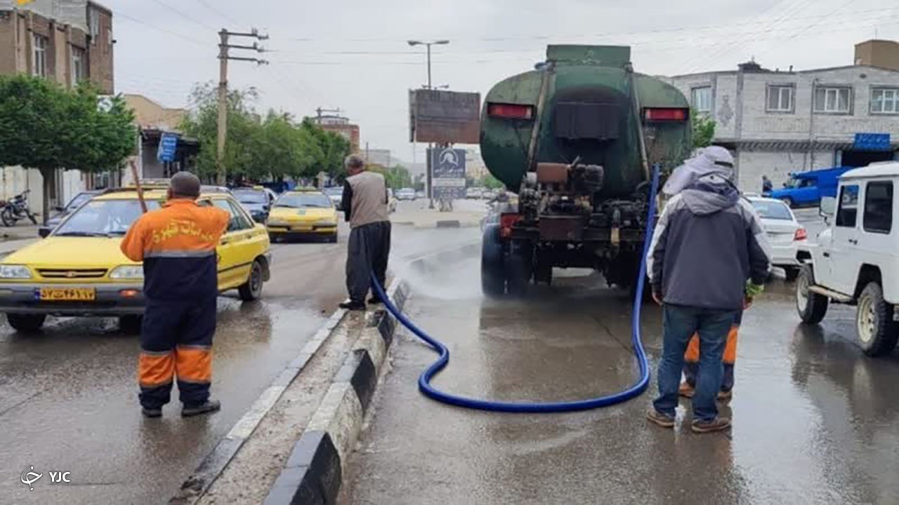 تظنیف و شستشوی بافت مرکز شهر و معابر مهاباد