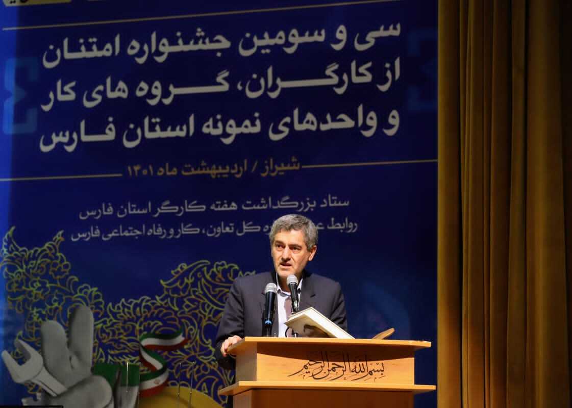 وظیفه حاکمیت باز کردن راه و سپردن کار به دست مردم است