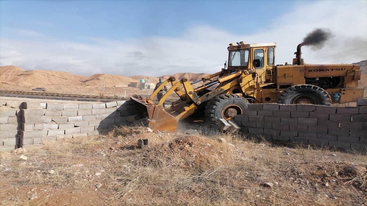 رفع تصرف اراضی دولتی به ارزش ۲۵ میلیارد ریال در شهرستان مهرستان