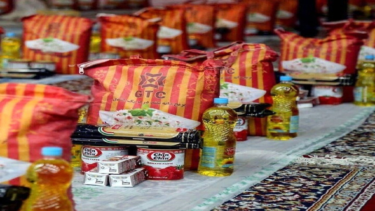 توزیع بسته های معیشتی بین خانواده زندانیان جرایم غیر عمد