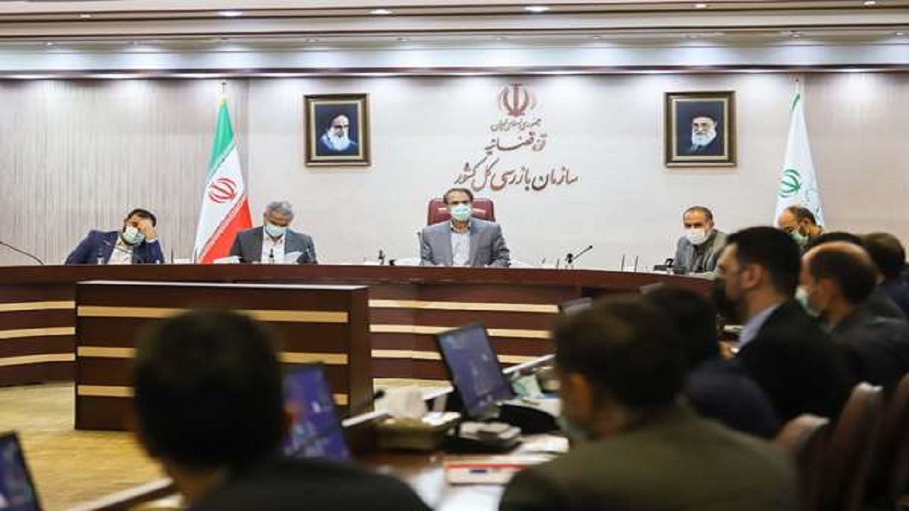 برخورد قاطع با مدیرانی که به دنبال منافع شخصی هستند