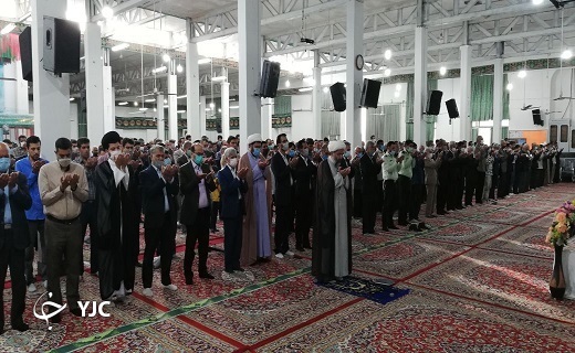اقامه نماز عید فطر در بیرجند