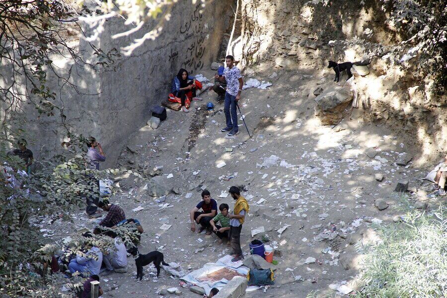 معتادان دره فرحزاد