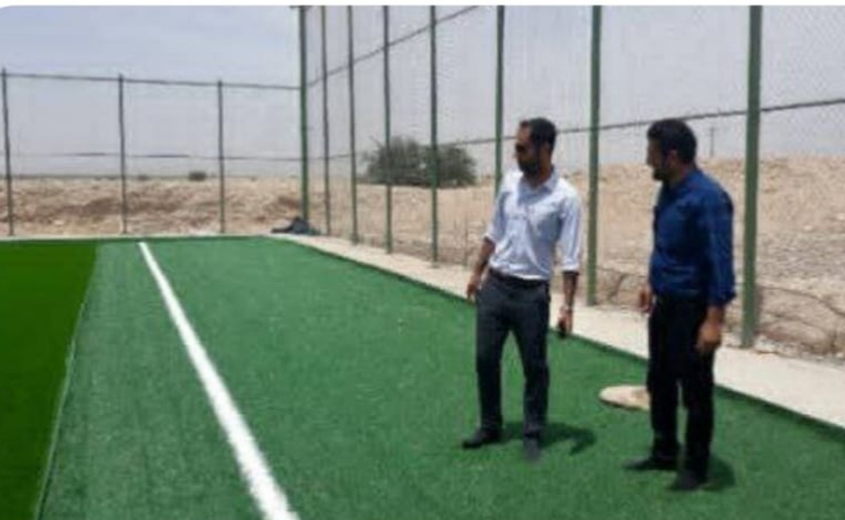 تکمیل پروژه چمن مصنوعی روستاهای قالند و اسد اباد