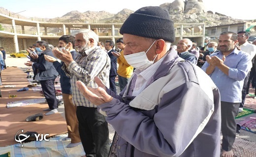 اقامه نماز عید فطر در استان یزد+ تصویر