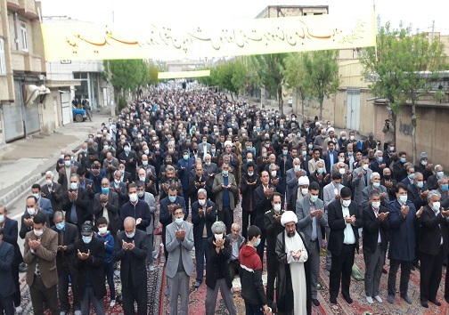 اقامه نماز عید فطر در شهرهای آذربایجان غربی