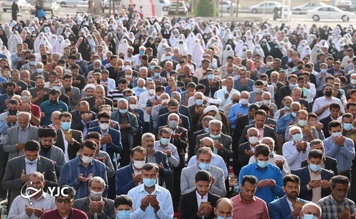 اقامه نماز عید فطر در استان یزد+ تصویر