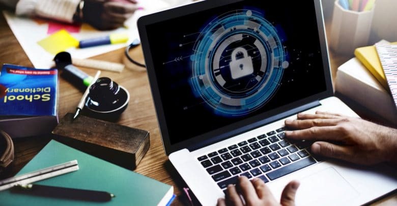 خطرات امنیتی در اینترنت