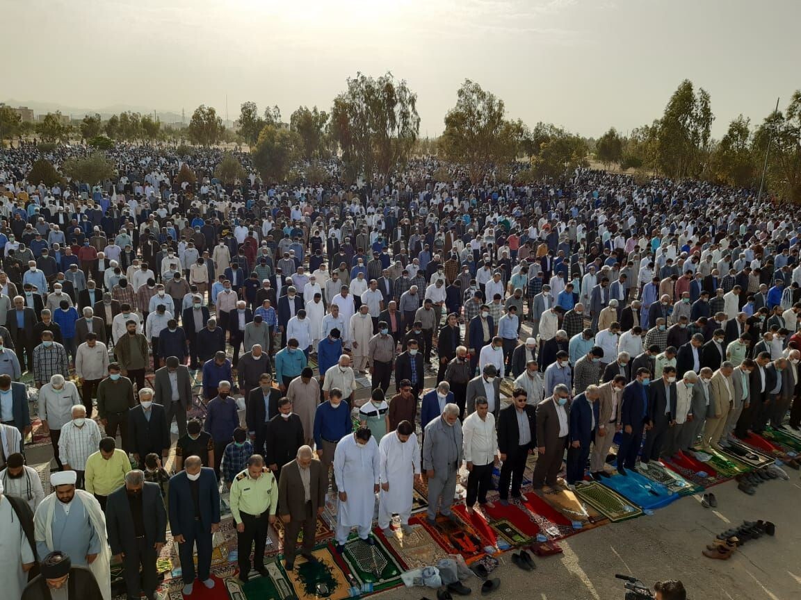 اقامه نماز عید سعید فطر در زاهدان