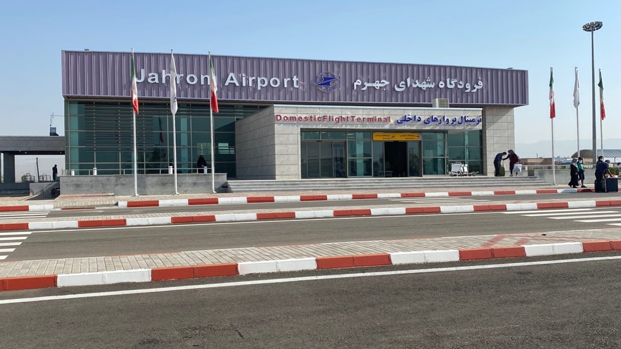 رشد پروازهای فرودگاه جهرم در سال ۱۴۰۰