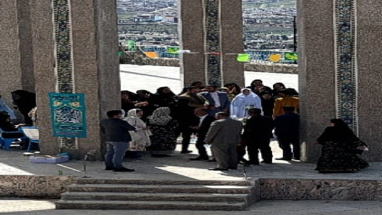 ازدواج در جوار شهدای گمنام