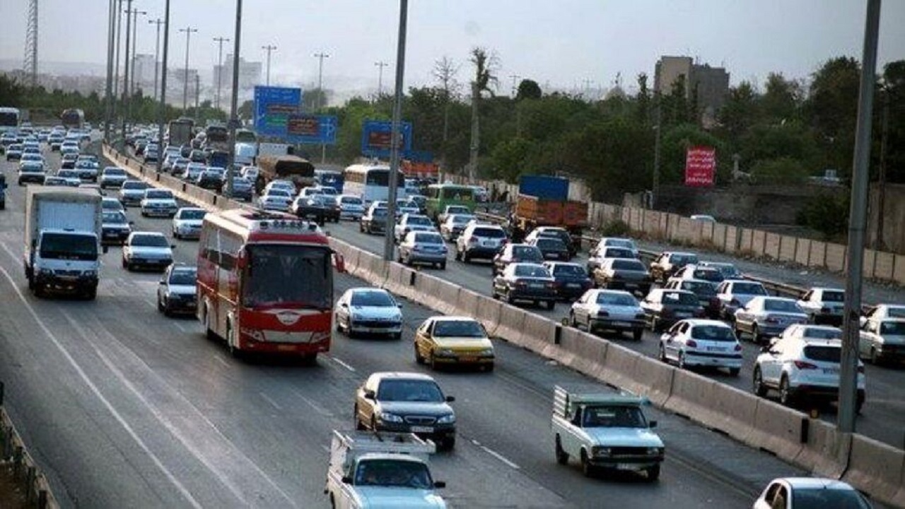 ترافیک پرحجم و نیمه سنگین در مبادی ورودی و خروجی مشهد