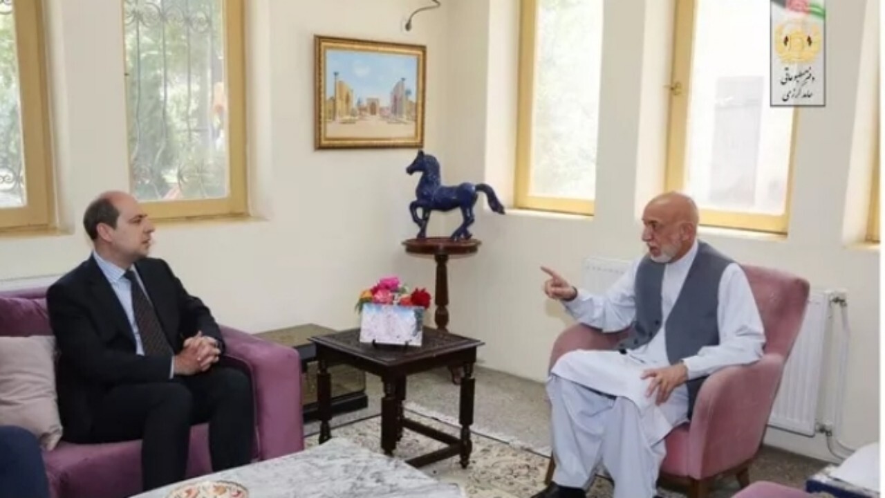 حامد کرزی و سفیر روسیه در کابل اوضاع افغانستان را بررسی کردند