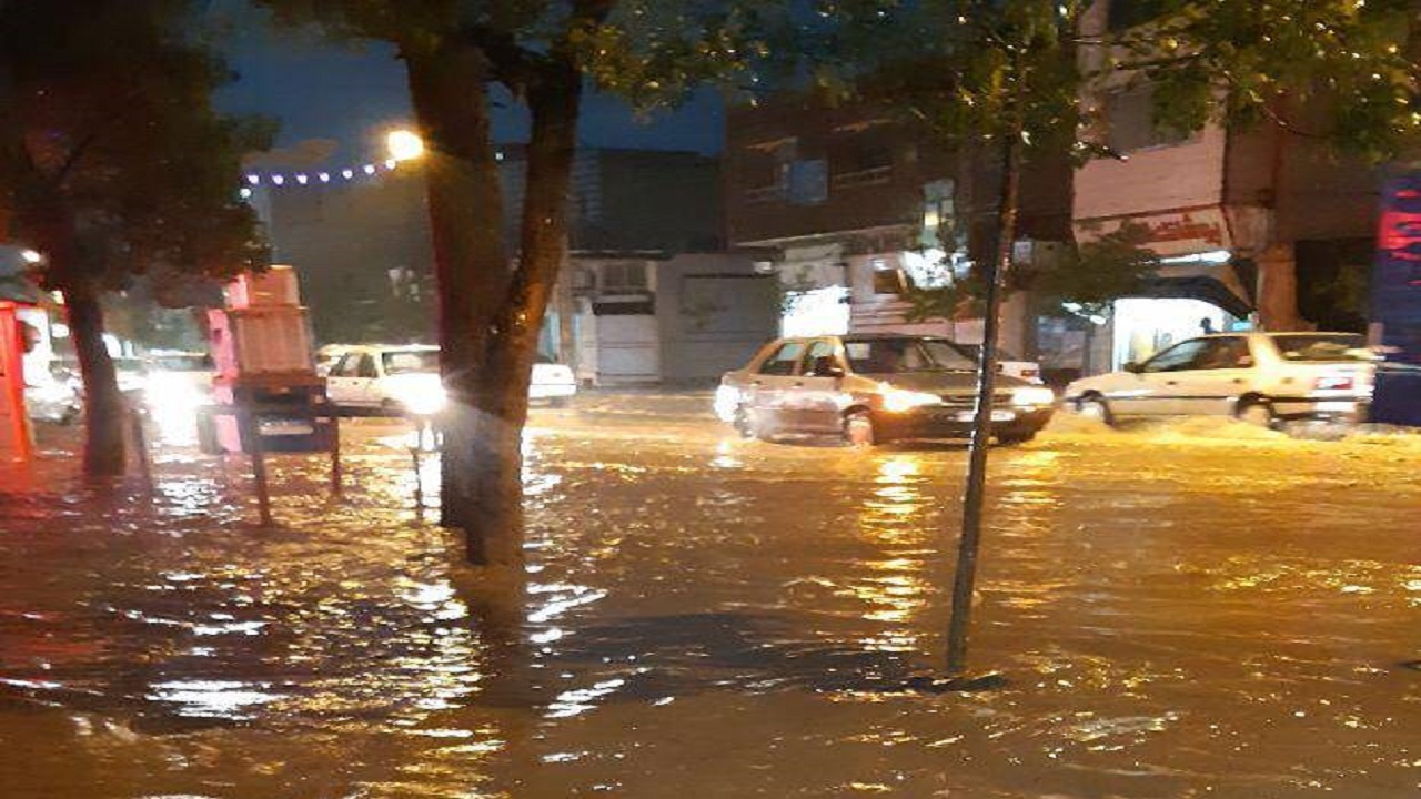 نجات چوپانان گرفتار در سیلاب خواف