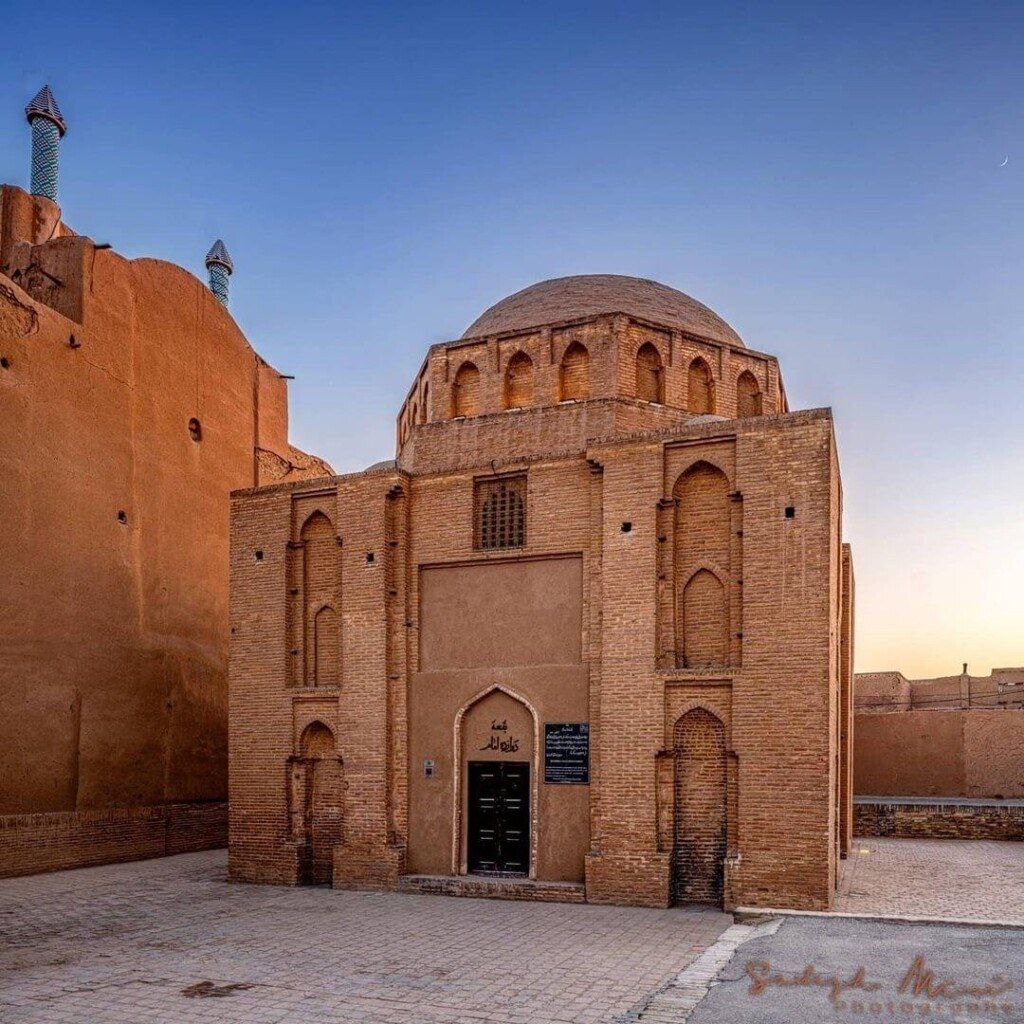 از میدان مارکار؛ ناف ایران تا کوچه پس کوچه&zwnj;های مازاری&zwnj;ها
