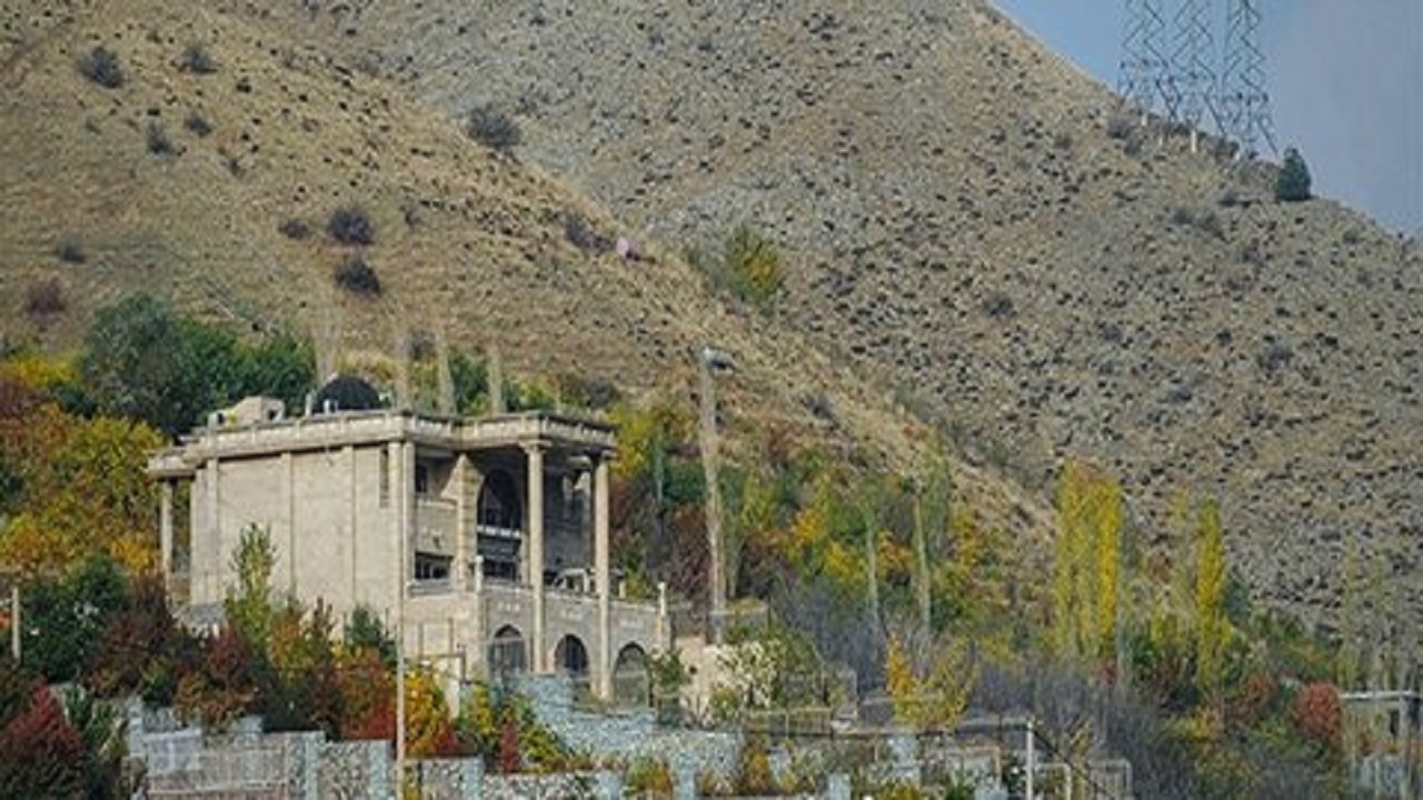 جلوگیری از کوه خواری چهار هکتاری در البرز