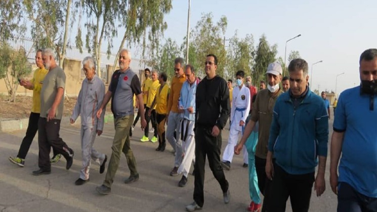 برگزاری همایش پیاده روی خانوادگی کارگران در زاهدان