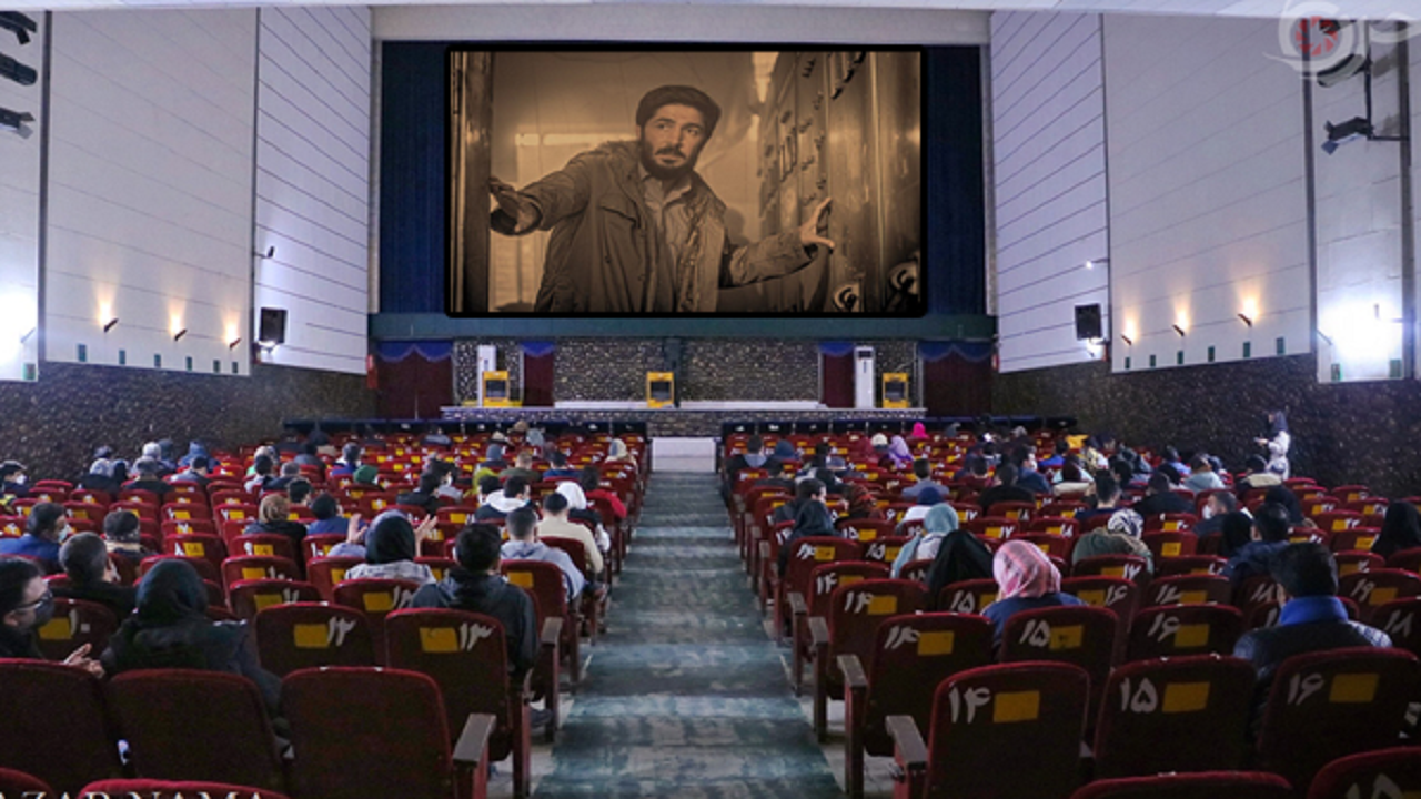 بلیط سینما نیم بها شد