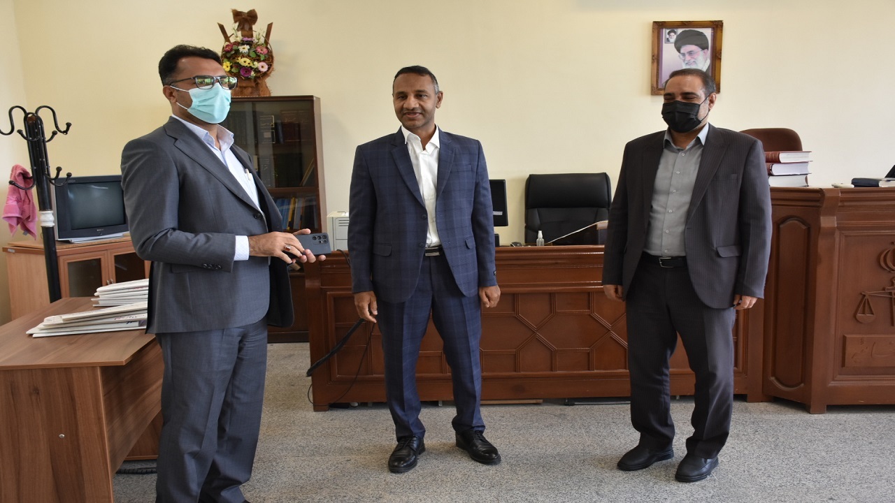 بازدید سرزده رئیس کل دادگستری هرمزگان از محاکم تجدید نظر