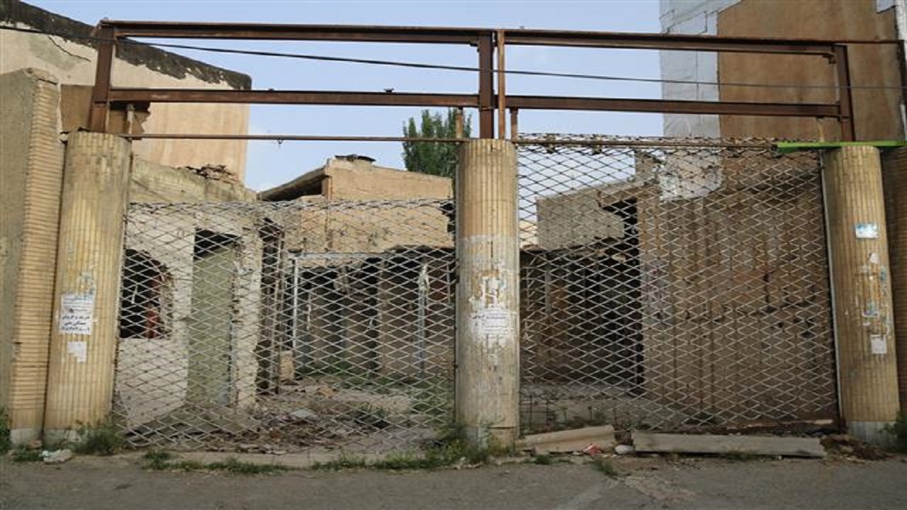 ساماندهی بازارچه متروکه بلوار ۲۸ دی سنندج پیگیری می شود