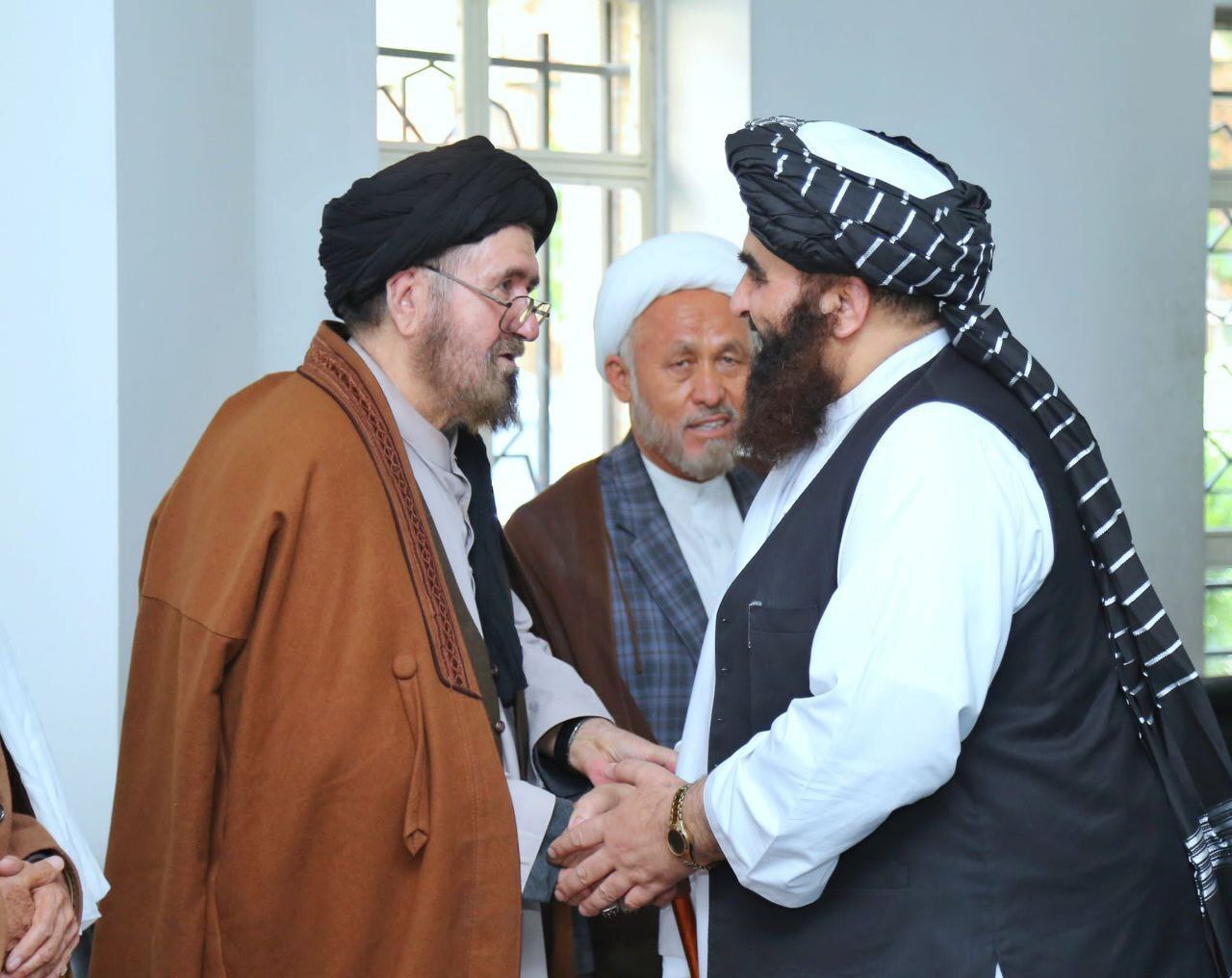 دیدار وزیر خارجه طالبان با شورای علمای شیعه افغانستان