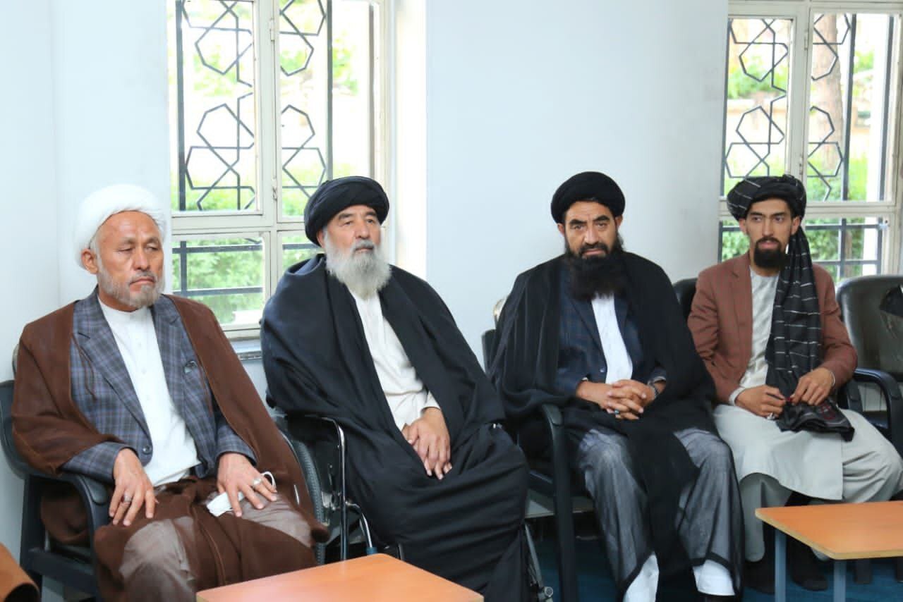 دیدار وزیر خارجه طالبان با شورای علمای شیعه افغانستان