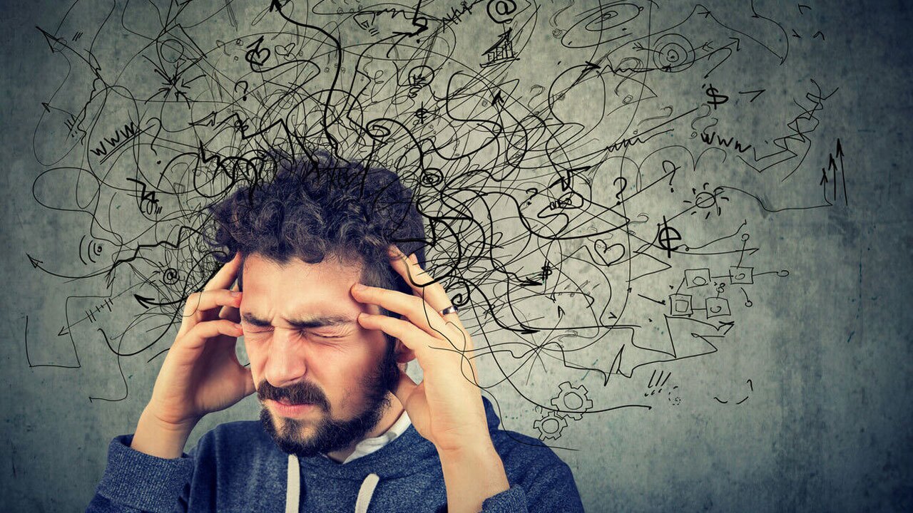 مهمترین علائم وسواس فکری + فیلم