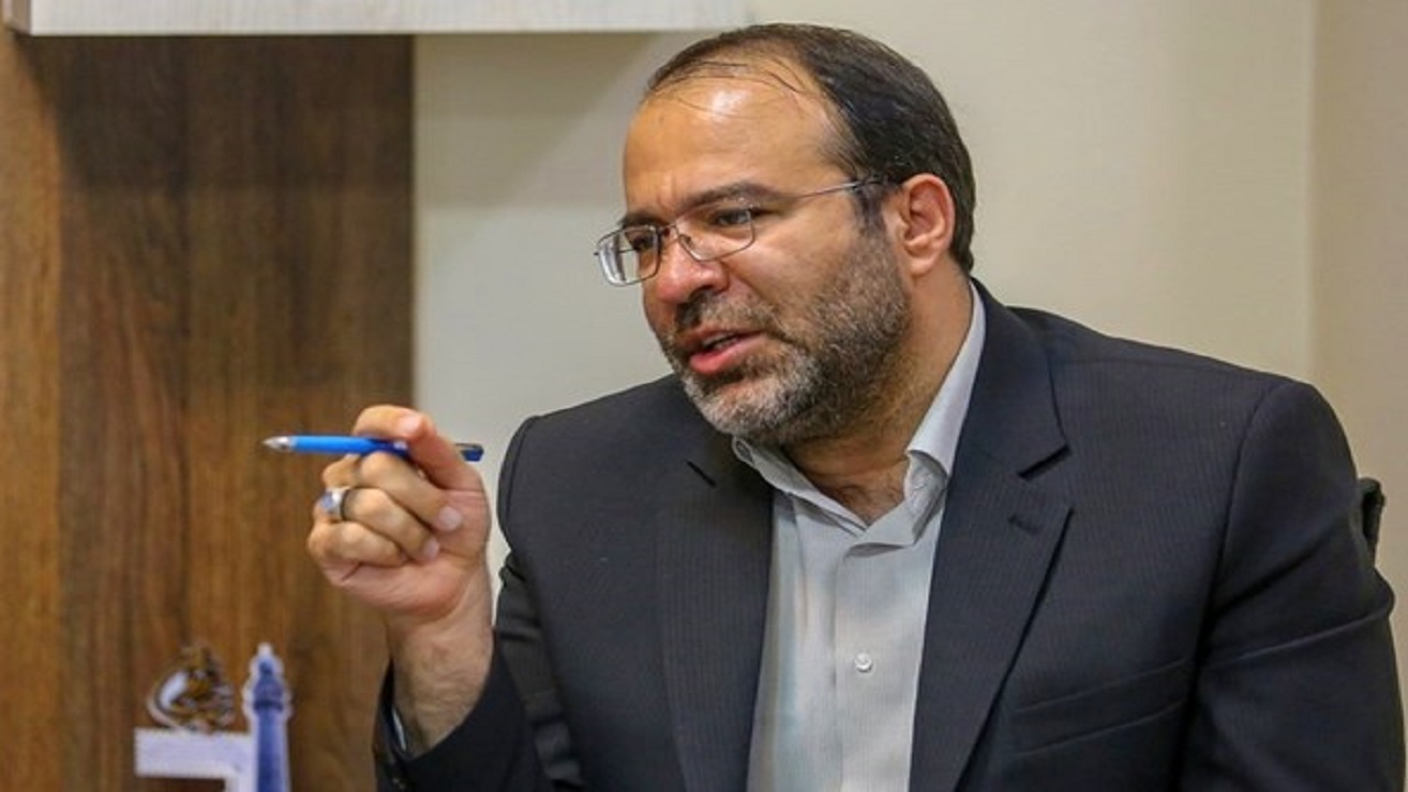 حذف ارز ترجیحی راهی برای بازگرداندن اقتصاد کشور بر مسیر درست است