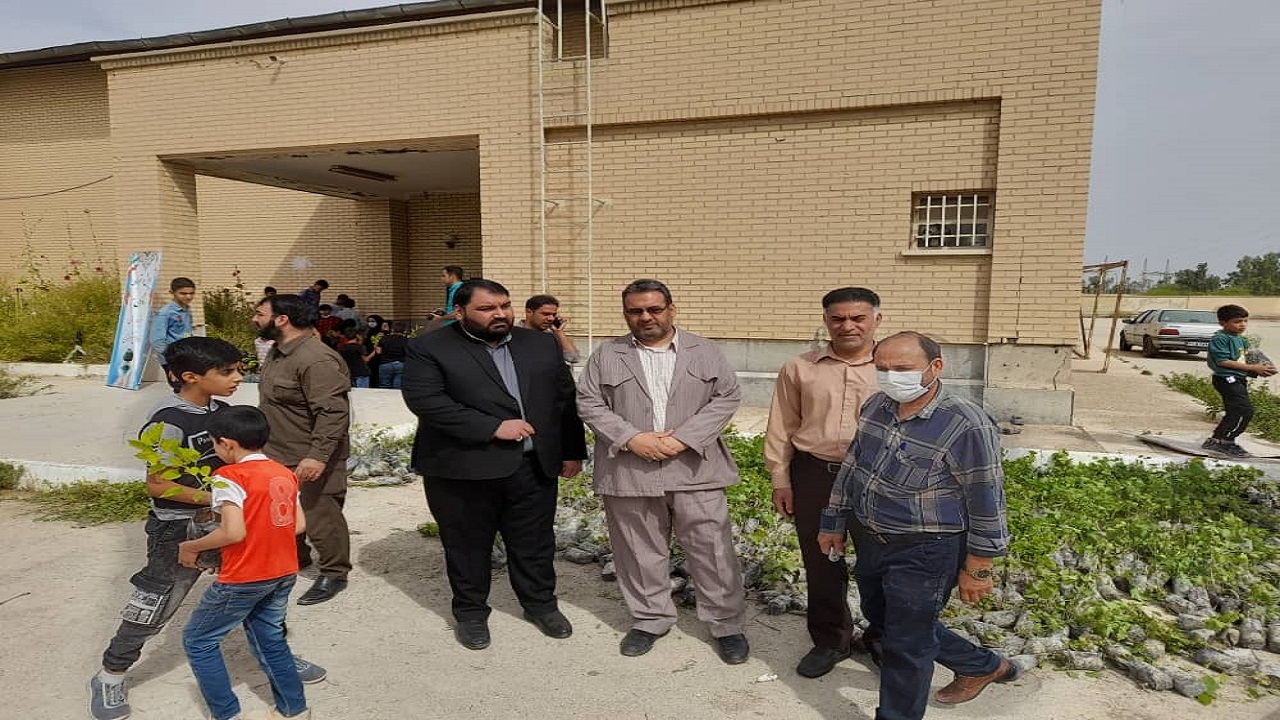 توزیع نهال و پاکسازی تالاب شادگان