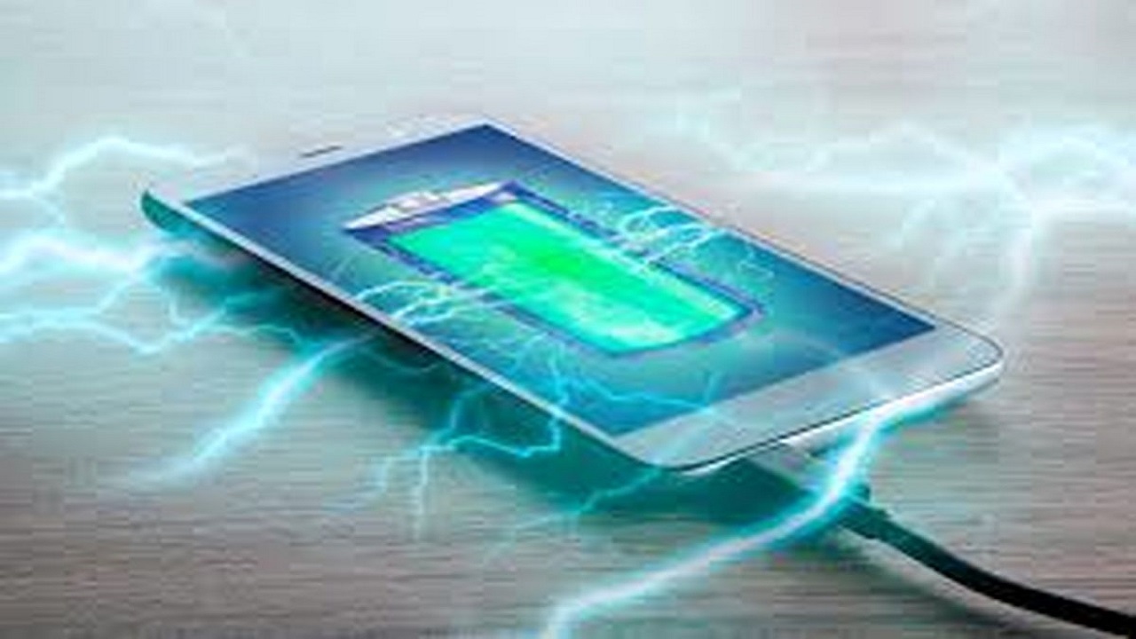 ۱۲ باور اشتباه درباره باتری گوشی‌های موبایل!