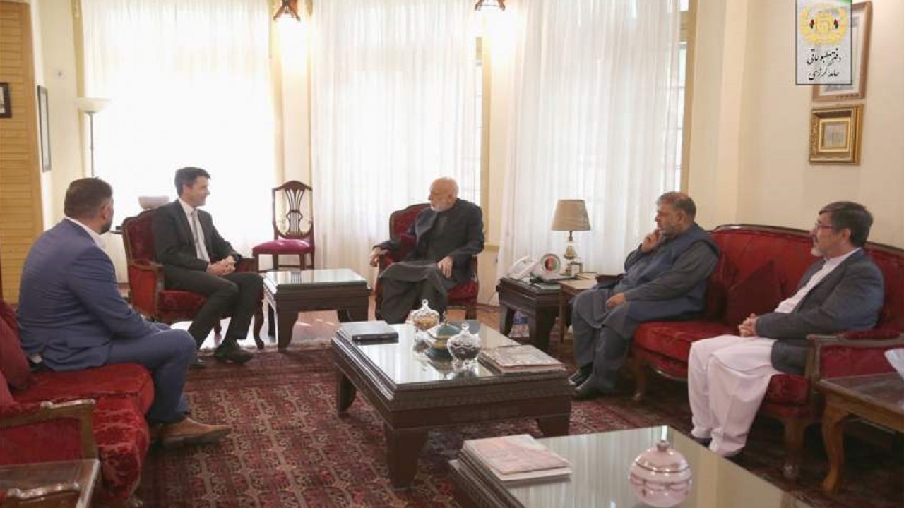 گفتگوی معاون سفیر آلمان در افغانستان با حامد کرزی درباره وضعیت افغانستان و منطقه
