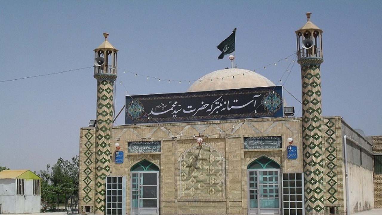 غبارروبی امامزاده سید محمد(ع) در کاشمر + فیلم