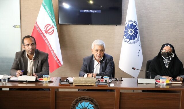 تمرکز بر نفوذ صنایع دستی فارس در بازار‌های صادراتی
