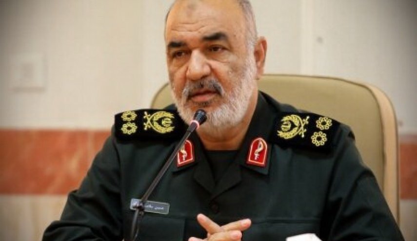 بسیجیان اولین فریادرس مردم در حوادث طبیعی هستند