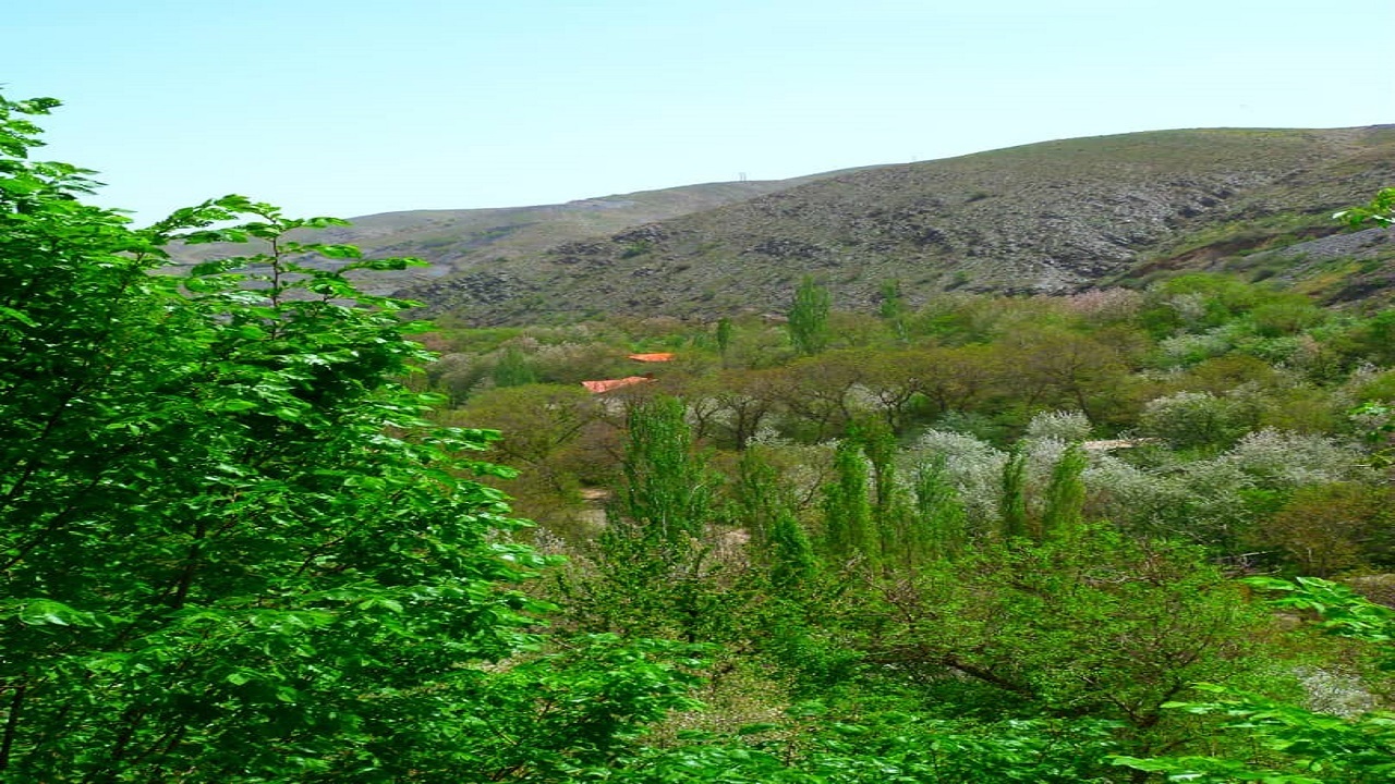 روستای ازغد نمایی از طبیعت بهاری روستای ازغد + تصاویر