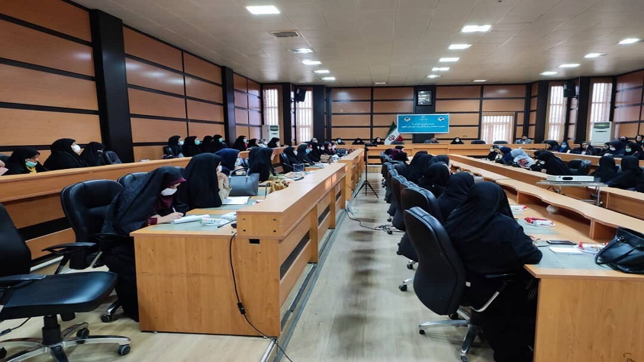 موانع پیشرفت این شهرستان را با همت همه اقشار برطرف می‌کنیم