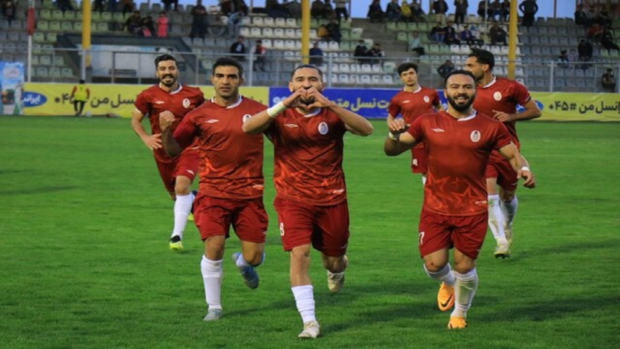 برد ارزشمند تیم فوتبال شهرداری همدان مقابل استقلال خوزستان