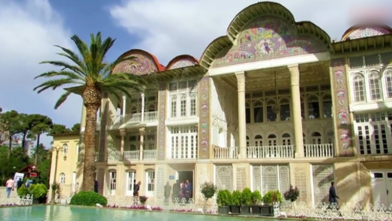 بهار دیدنی شیراز در باغ ارم + فیلم