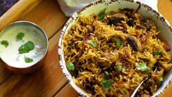 دستور تهیه پنکیک میوه ای + فیلم