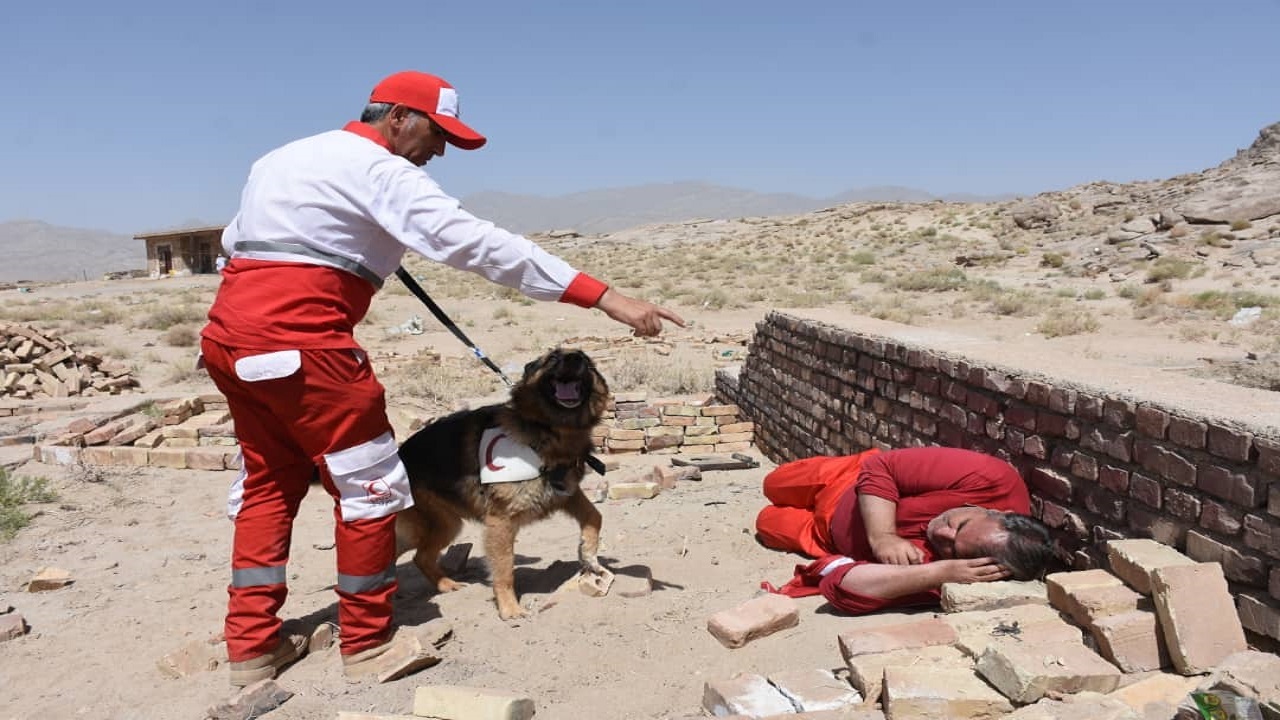 مانور تیم BHCU جمعیت  هلال احمر در روستای منزل آب